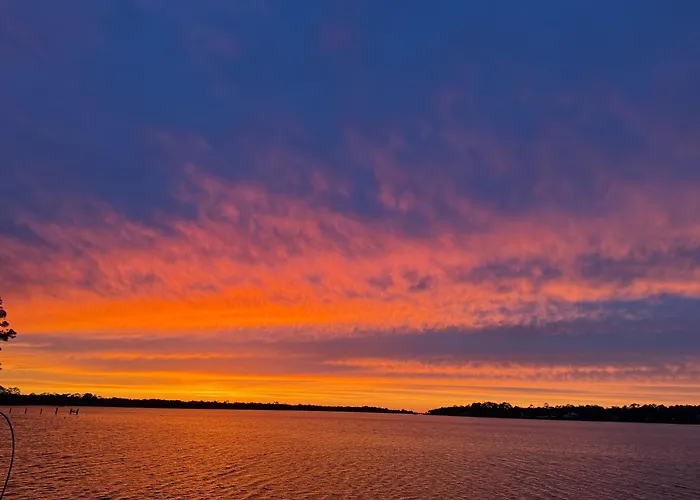 Waterfront Glamping Retreat Near Navarre Beach
