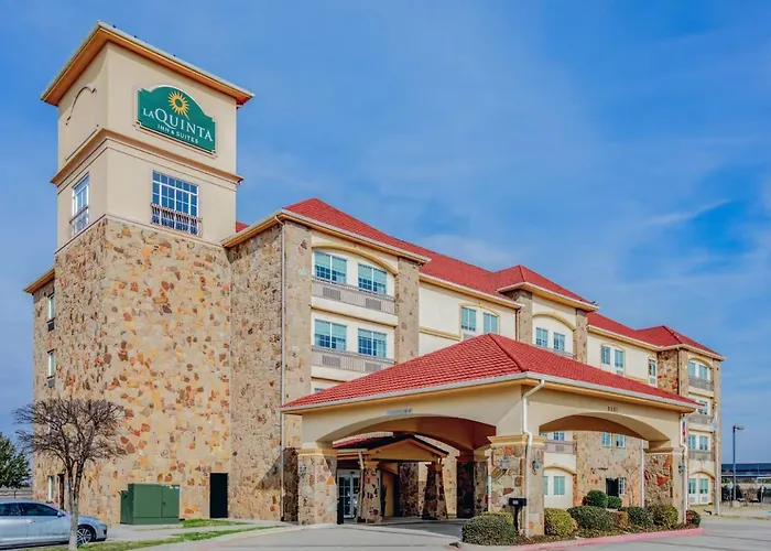 La Quinta Inn And Suites By Wyndham Central Mckinney