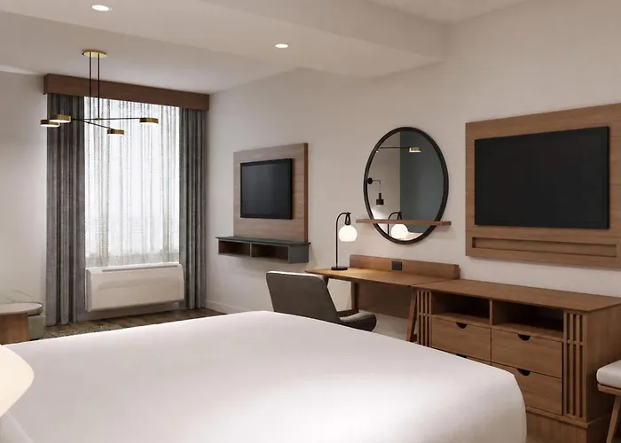 La Quinta Inn And Suites By Wyndham Central Mckinney