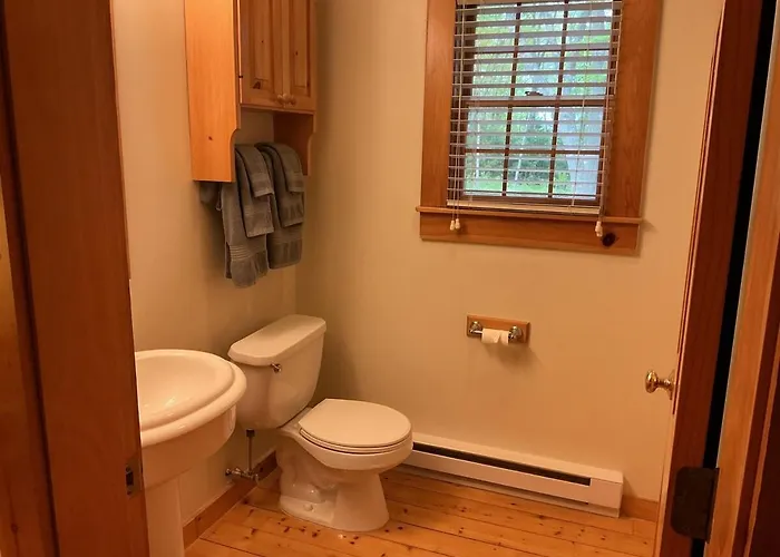 Rivers Edge Cabins - Tranquil Nook