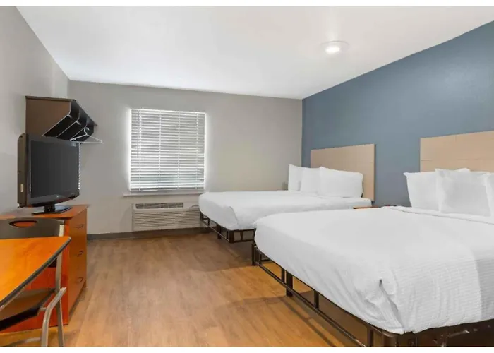 Motel 6 Suites Fort Myers, Fl
