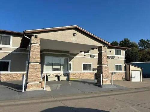 Deluxe Inn Hotel In Nebraska City