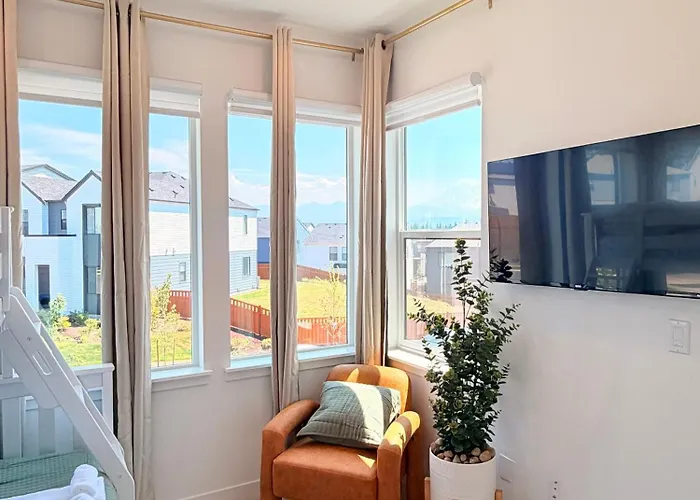 Cozy Ensuite Room Near Mt Rainier & Seattle