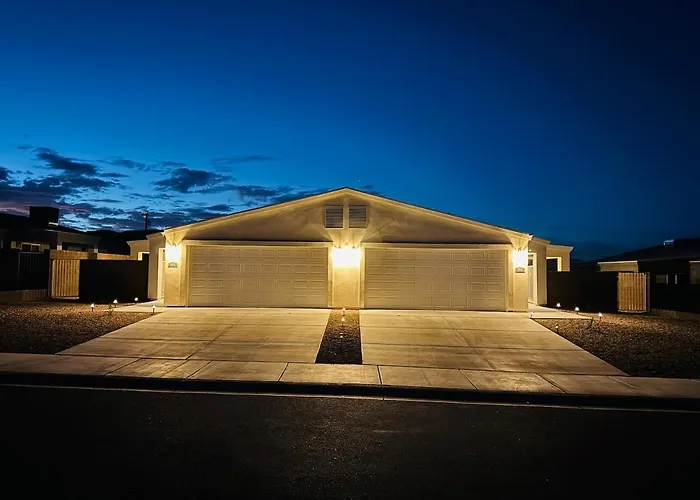 Brand New Modern Home Near Hospital & Restaurant