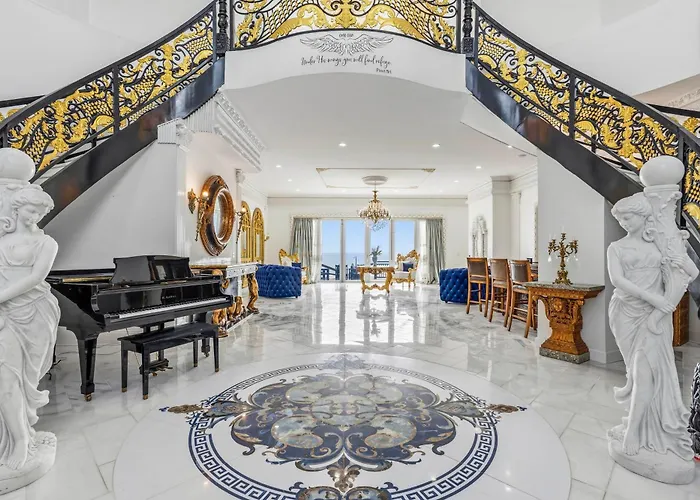 Oceanfront Debordieu Estate, Direct Beach Access