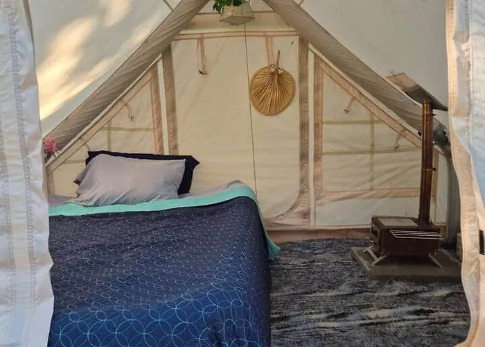 Tiny Timber Tent- Retreet
