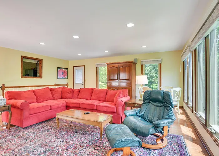 Sprawling Bluegrass Country Retreat Near Danville!