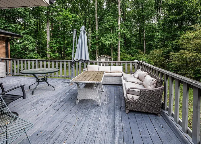 Moss Drive Retreat - Close To The Woods
