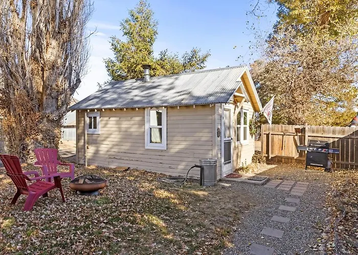 North Fork Ranch Dark Sky Bunkhouse