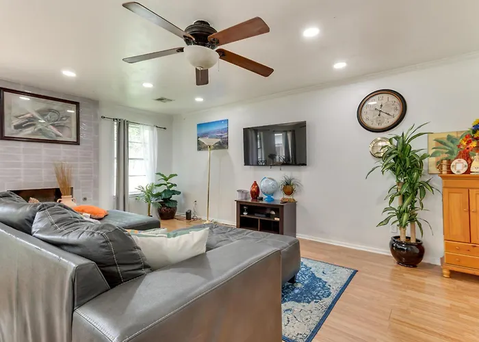 Bring Your Pets! Family-Friendly Escape In Edmond