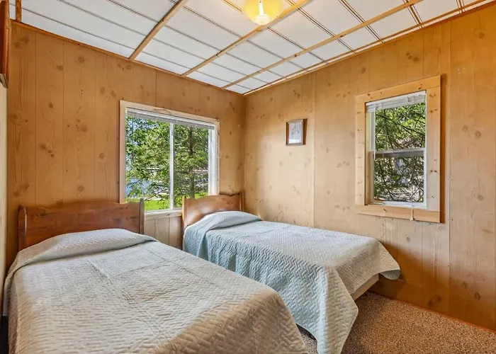 Cabin #9 2Br 1Ba Timberlane Resort