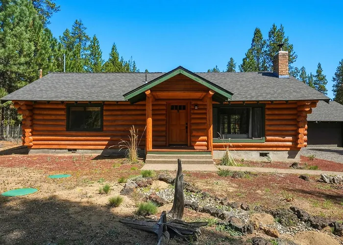 Lucky Logger Cute And Cozy Cabin Getaway