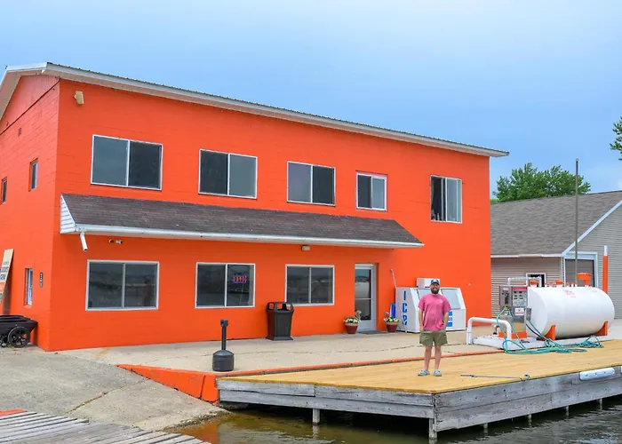Dockside Flat 1