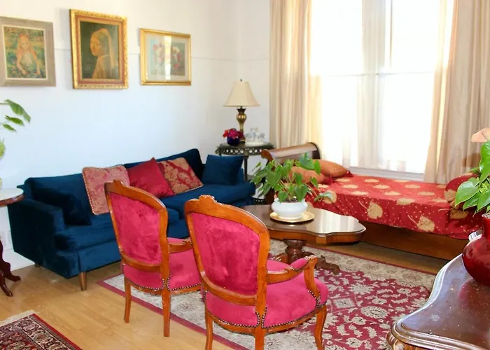1932 Eduardian San Rafael Home, 3 Bed 2 Bath Upstairs Flat