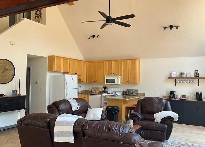 Milly Villy Lake House