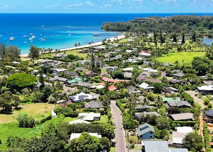 5 Bed House Walk To Shops Beach And Restaurants