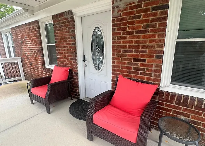 The Porchside Perch Walk To Unadowntown Florence