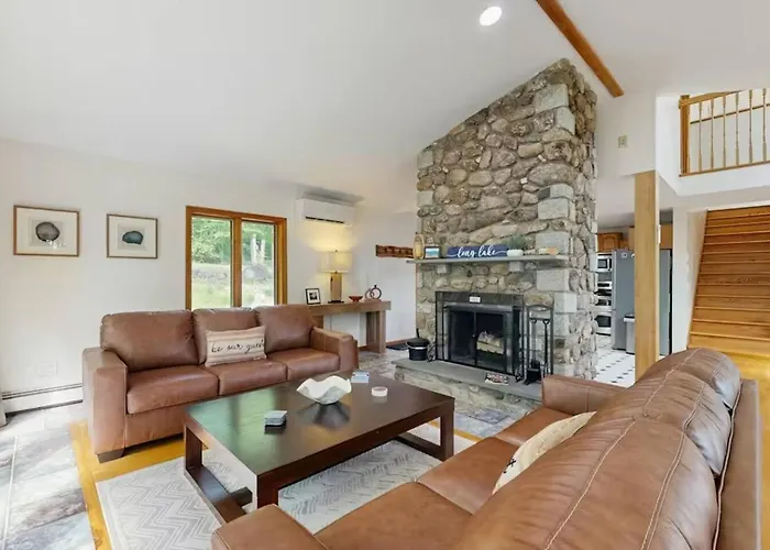 Naples Family Gateway: Hilltop Retreat | 1.8 Acres