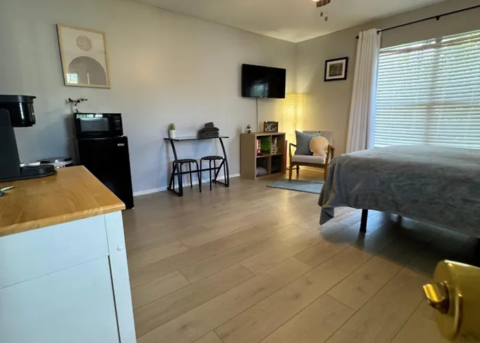 Disney, Universal, Epic Hub- Studio Suite