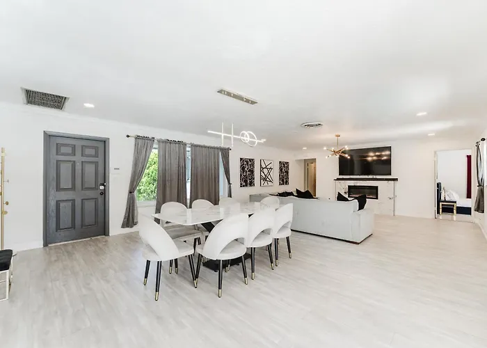 Villa Velvet Vacation Rental