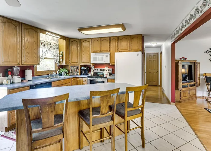 Explore Badlands Nat'L Park: Family Home W/ Patio