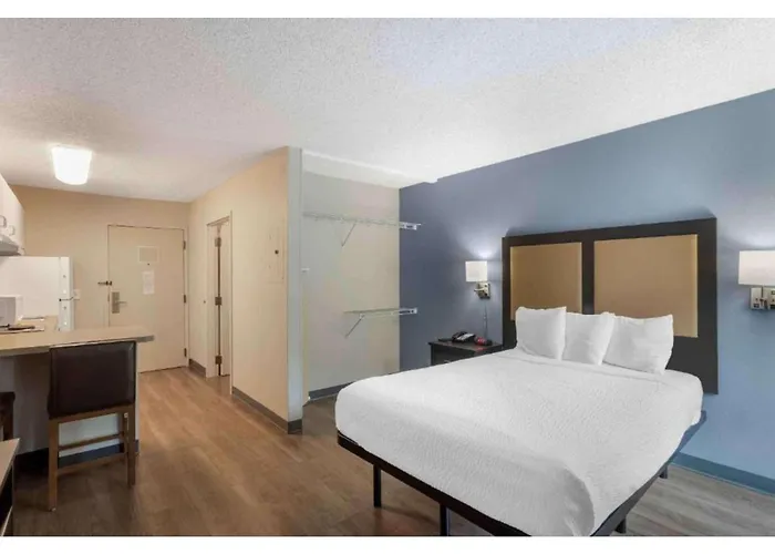 Motel 6 Suites Memphis Airport, Tn