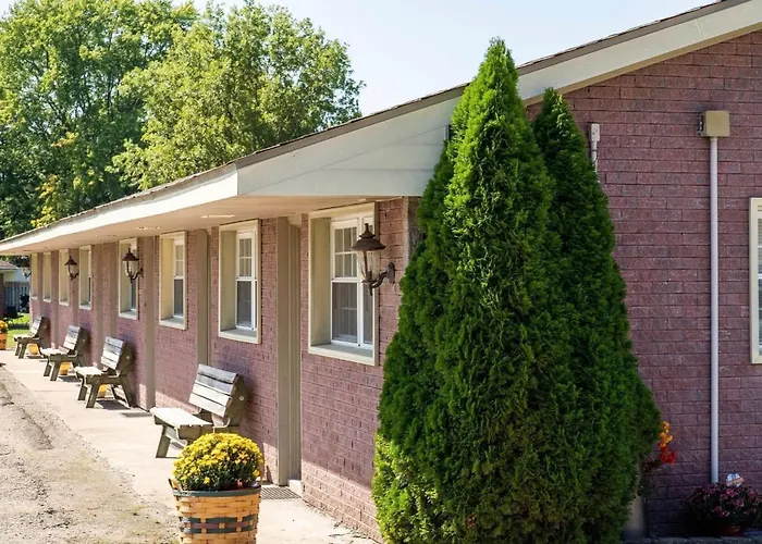 Covered Bridge Motel