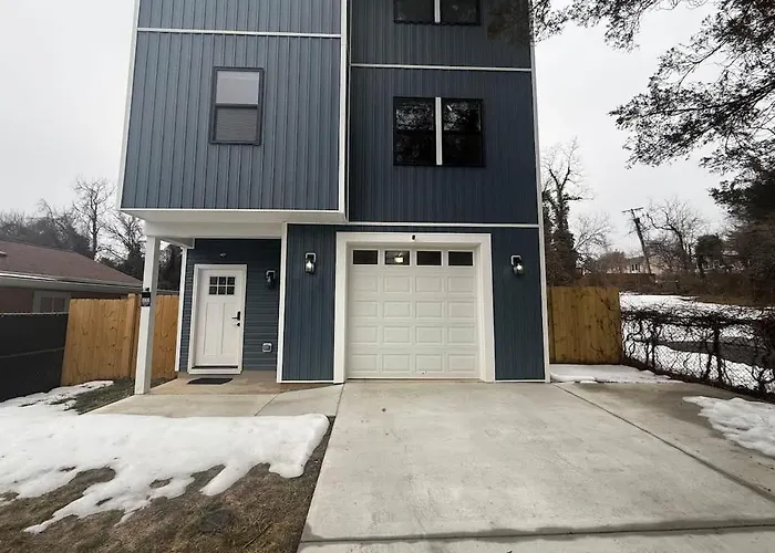 Modern 4-Level House Near Dc & Annapolis