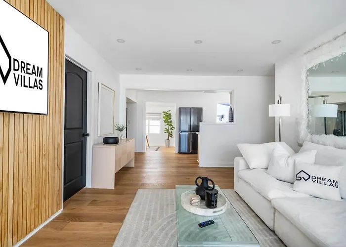 4Br 2Ba Sleeps 8 North Miami Villa With Private Pool Ping Pong Gated