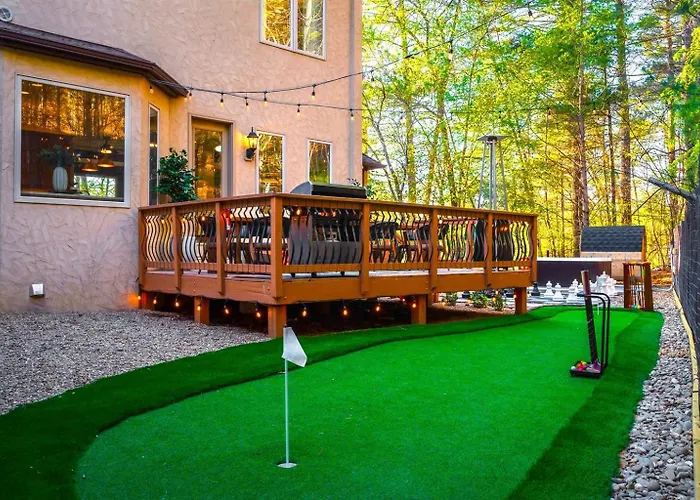 Sleeps 20 15 Mins To Dt Avl Sauna Hot Tub!