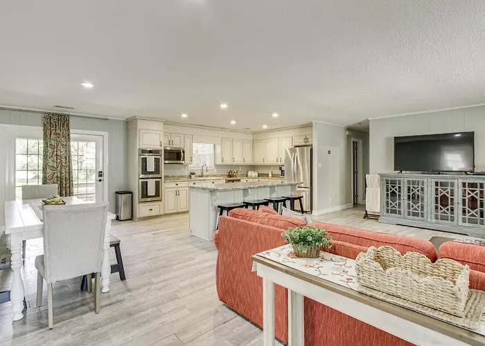 Shoals Area Oasis W/ Boat Dock & Outdoor Kitchen