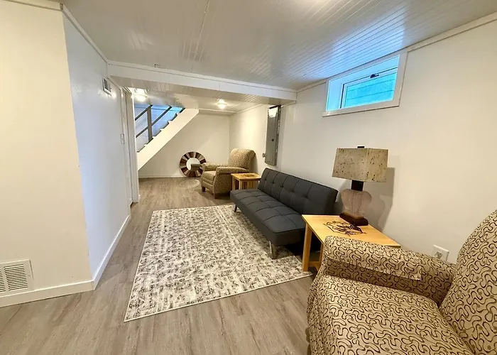 Nellie'S Nest - Spacious & Walkable Downtown Home