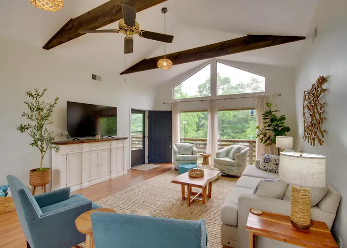 Wolf River Lodge! Home W/ Dock, Large Deck