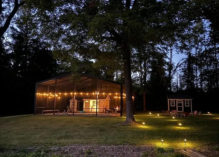 Hudson Valley Escape With Heated Pool, Fire Pit