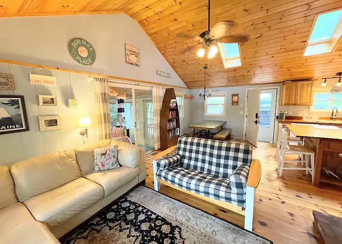 Holiday Cove - Limit 8 Villa