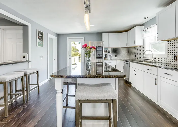 2 Mi To Owasco Lake! Updated Auburn Home W/ Yard