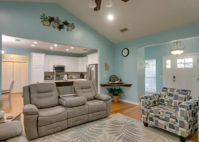 Peaceful Lake Escape W/ Dock In Coffee County