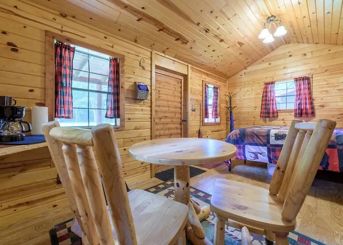New! Wooded Acres Resort - Cute & Fun!