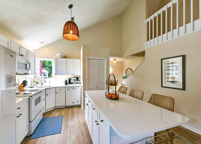 Amazing Location! Updated Bethany Beach Retreat!