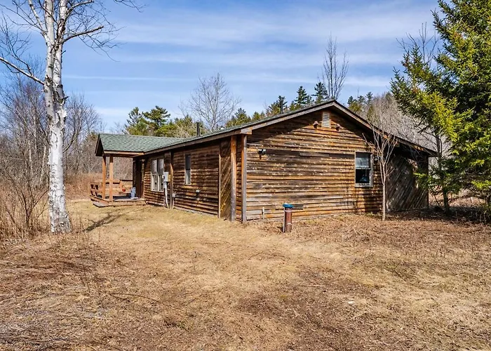 Cozy 3-Bedroom Cottage In Hunter, Ny