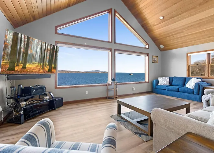 Lookout On Waters Edge; Oceanfront Home In Owls Head