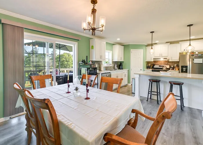 'Crystal'S Place' In Lubec, Maine: Family Friendly