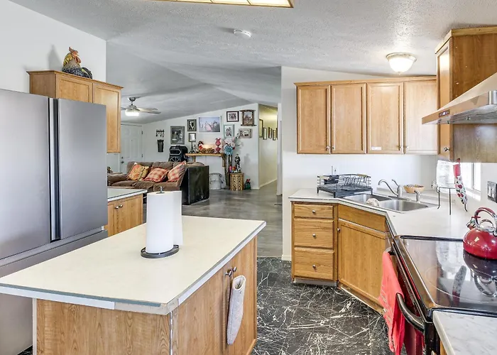 Great For Families! Mtn-View Getaway In Maricopa
