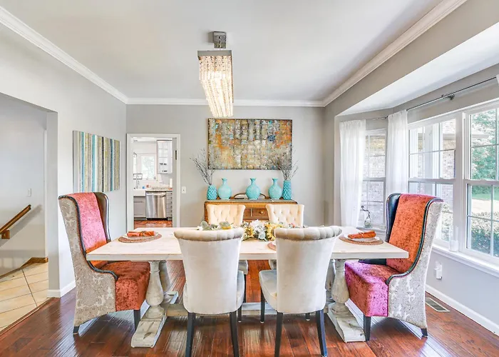 Gateway To St Louis: Group Getaway W/ Game Room