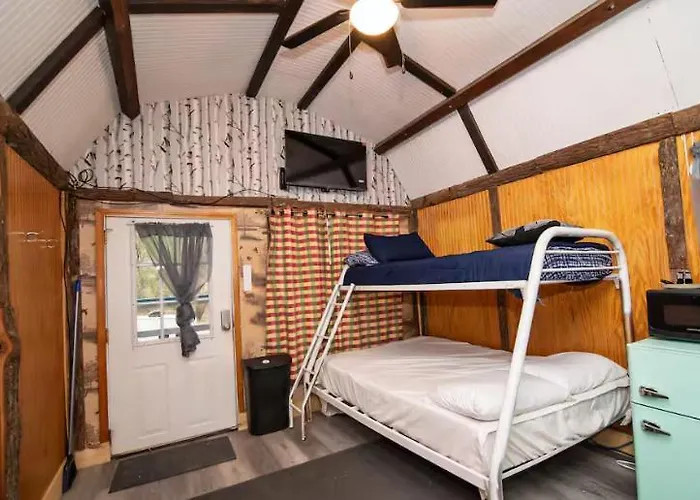 Hunter Cabin At Crater Diamonds