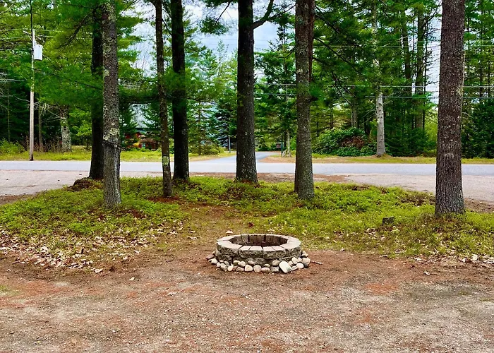 Adorable Aframe In The White Mountains