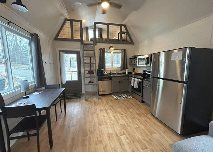 Cozy Lofted Cabin #1 At Cataract Lake Getaway