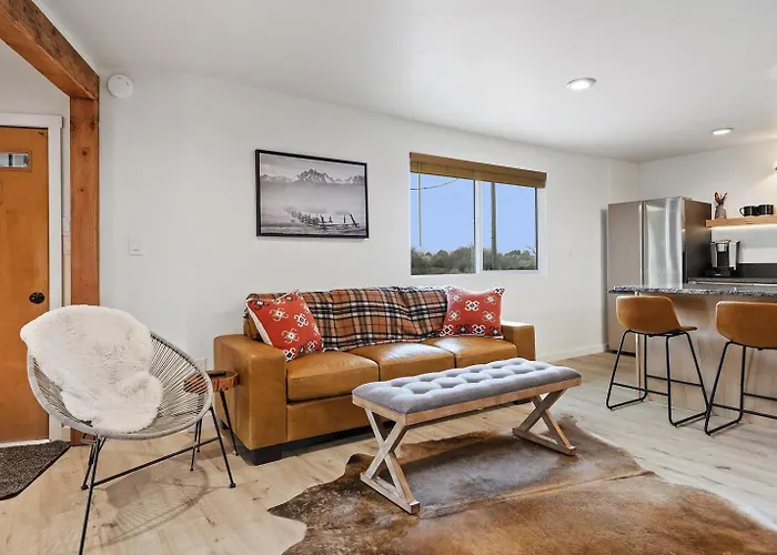 Rock Creek Canyon 1Br, Hot Tub, Sauna, Fire Pit