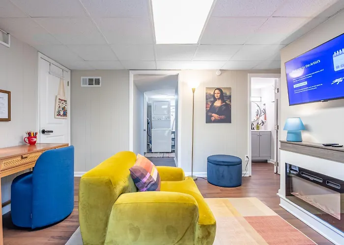 Artist'S Den