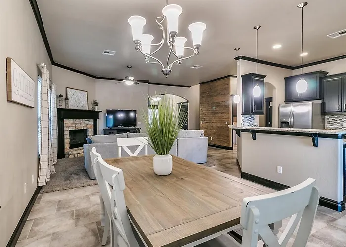 Upstairs Work Suite With Lounge And Half Bath